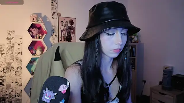 Snapshot of stephymoon_ chatting on 07-16-26, 06:54 stephymoon online show from 07-16-26, 06:54