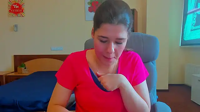 Snapshot of Joannia chatting on 10-10-25, 06:58 Joannia online show from 10-10-25, 06:58