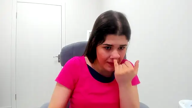 Snapshot of Joannia chatting on 02-07-26, 09:17 Joannia online show from 02-07-26, 09:17