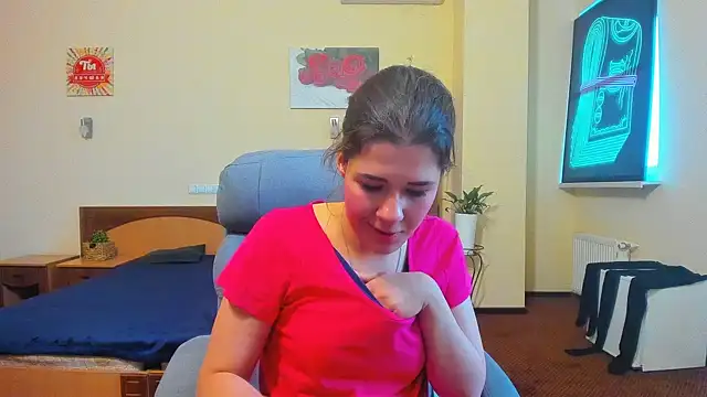 Snapshot of Joannia chatting on 09-30-25, 07:36 Joannia online show from 09-30-25, 07:36