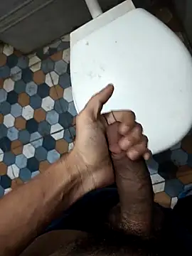 bold guy 1234 online show from 02-15-26, 08:52