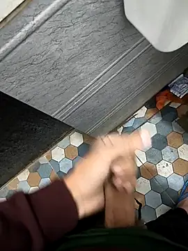 bold guy 1234 online show from 11-18-25, 04:16