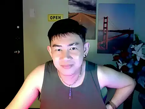 Snapshot of NaughtyGlow97 chatting on 10-05-25, 04:36 NaughtyGlow97 online show from 10-05-25, 04:36
