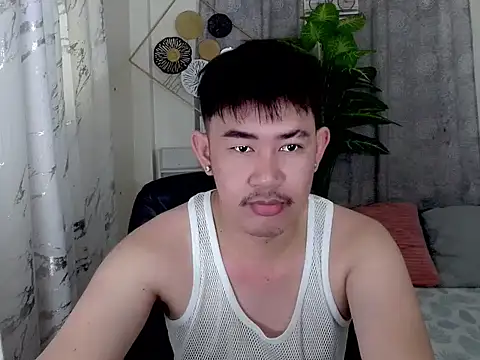 Snapshot of NaughtyGlow97 chatting on 09-15-25, 01:28 NaughtyGlow97 online show from 09-15-25, 01:28