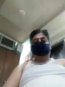 Snapshot of Love40777 chatting on 09-16-25, 07:26 Love40777 online show from 09-16-25, 07:26