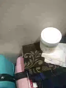 Love40777 online show from 12-17-25, 06:24