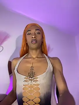 Mia royal online show from 05-17-26, 12:05