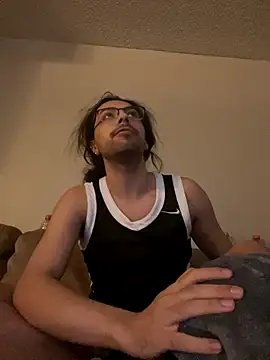 Snapshot of daddycreampies chatting on 09-14-25, 01:44 daddycreampies online show from 09-14-25, 01:44