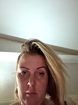 Piccolamonella29 online show from 11-22-25, 08:18