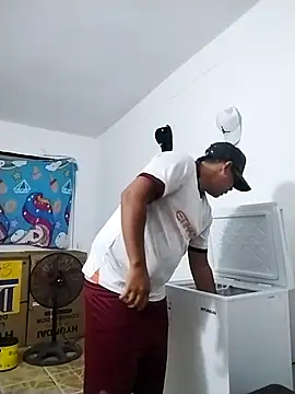 Alex man23 online show from 10-23-25, 02:43