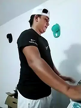 Alex man23 online show from 09-26-25, 03:02