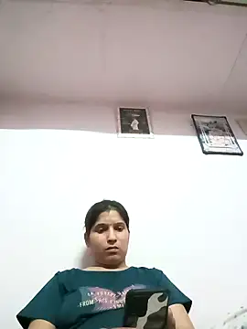 aliya-jaan71 online show from 04-06-26, 11:33