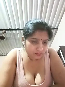aliya-jaan71 online show from 04-28-26, 08:24