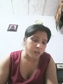 aliya-jaan71 online show from 05-26-26, 10:13