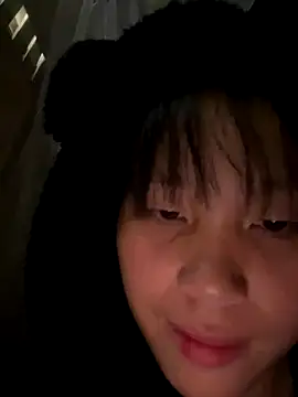 huong-18 online show from 11-11-25, 01:44