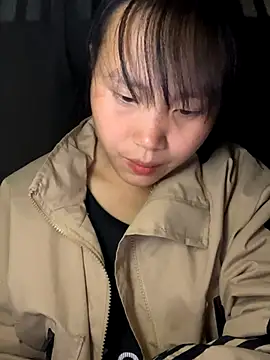 huong-18 online show from 11-23-25, 01:43