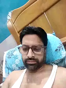 Snapshot of mohsin99272 chatting on 10-10-25, 05:25 mohsin99272 online show from 10-10-25, 05:25