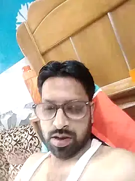 Snapshot of mohsin99272 chatting on 09-19-25, 10:19 mohsin99272 online show from 09-19-25, 10:19