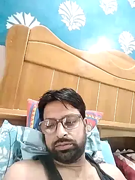 Snapshot of mohsin99272 chatting on 10-21-25, 10:47 mohsin99272 online show from 10-21-25, 10:47