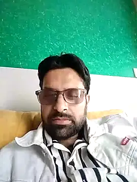 Snapshot of mohsin99272 chatting on 10-28-25, 03:51 mohsin99272 online show from 10-28-25, 03:51