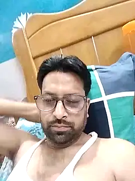 Snapshot of mohsin99272 chatting on 09-15-25, 05:24 mohsin99272 online show from 09-15-25, 05:24