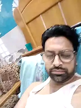 Snapshot of mohsin99272 chatting on 10-20-25, 06:15 mohsin99272 online show from 10-20-25, 06:15