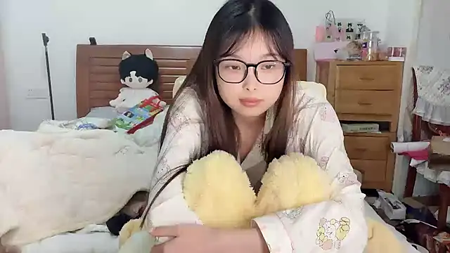 Akong11 online show from 12-04-25, 02:27