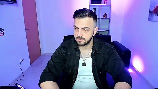 Jace Thorne online show from 11-19-25, 05:18