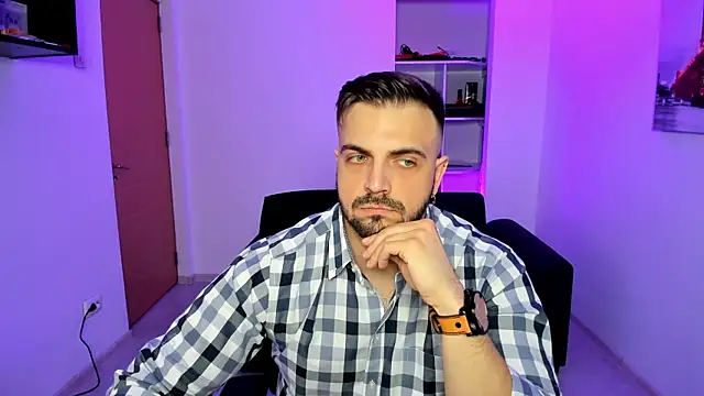 Jace Thorne online show from 11-17-25, 06:45