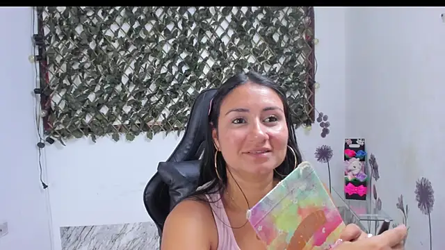 Luna021 1 online show from 11-08-25, 08:01