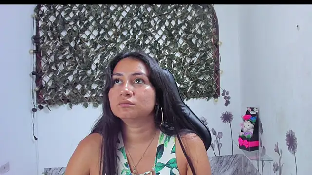 Luna021 1 online show from 11-14-25, 07:39