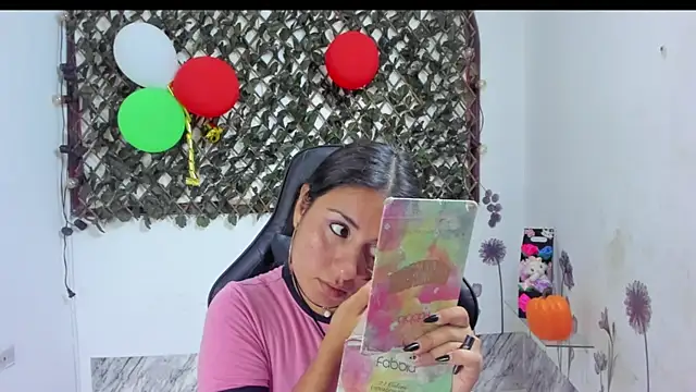 Luna021 1 online show from 11-05-25, 07:17