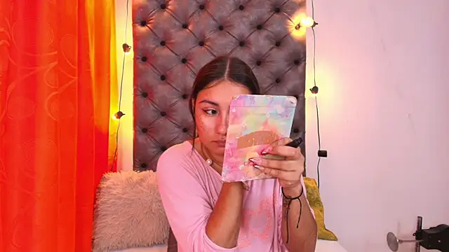 Luna021 1 online show from 01-06-26, 09:41