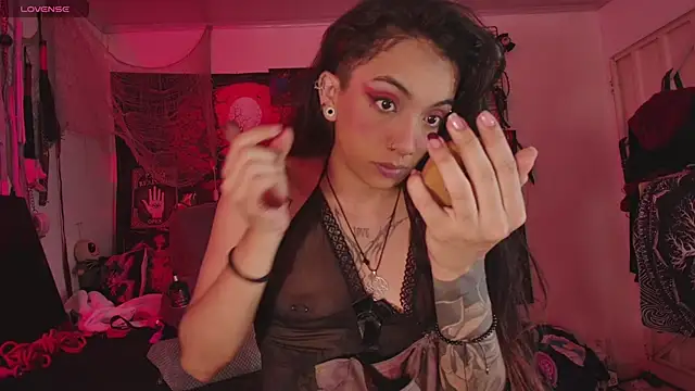 agathaaiko6 online show from 04-02-26, 12:51