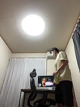 Snapshot of KAMESAN08 chatting on 09-21-25, 09:14 KAMESAN08 online show from 09-21-25, 09:14