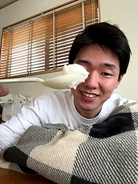 KAMESAN08 online show from 11-18-25, 05:44