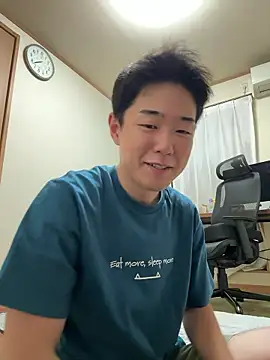 Snapshot of KAMESAN08 chatting on 06-02-26, 01:22 KAMESAN08 online show from 06-02-26, 01:22