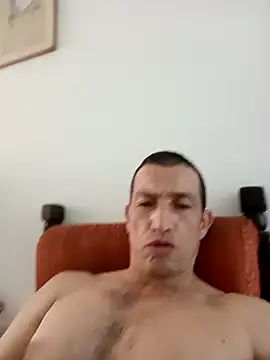 Snapshot of zamir_adam chatting on 12-19-25, 04:53 zamir adam online show from 12-19-25, 04:53