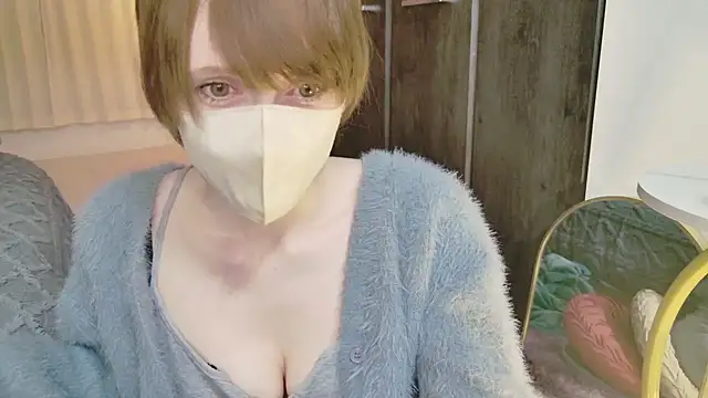 Snapshot of MariaM_080 chatting on 10-20-25, 09:15 MariaM 080 online show from 10-20-25, 09:15