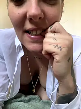 anonyme hot47 online show from 11-20-25, 09:54