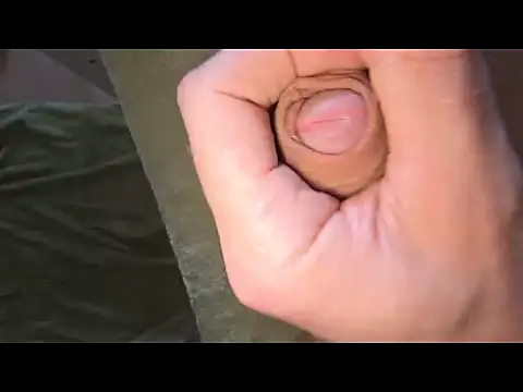 Snapshot of Kadazano chatting on 03-12-26, 11:47 Kadazano online show from 03-12-26, 11:47