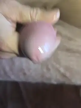 Snapshot of Kadazano chatting on 09-20-25, 11:37 Kadazano online show from 09-20-25, 11:37