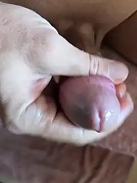 Snapshot of Kadazano chatting on 09-21-25, 08:52 Kadazano online show from 09-21-25, 08:52