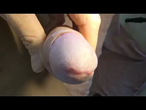 Snapshot of Kadazano chatting on 04-05-26, 09:05 Kadazano online show from 04-05-26, 09:05