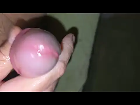 Snapshot of Kadazano chatting on 03-05-26, 12:40 Kadazano online show from 03-05-26, 12:40