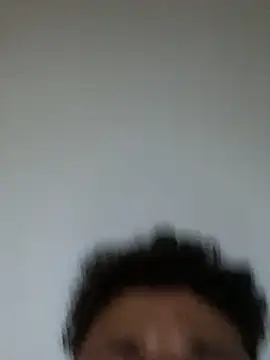 Snapshot of LekRJ chatting on 10-19-25, 08:44 LekRJ online show from 10-19-25, 08:44