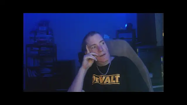 Snapshot of Sex_and_loves chatting on 11-16-25, 10:46 Sex and loves online show from 11-16-25, 10:46