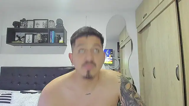 Arnolwilliams online show from 11-01-25, 02:18