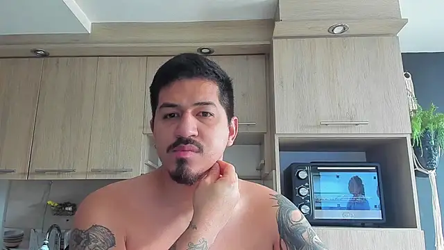 Arnolwilliams online show from 10-26-25, 08:53