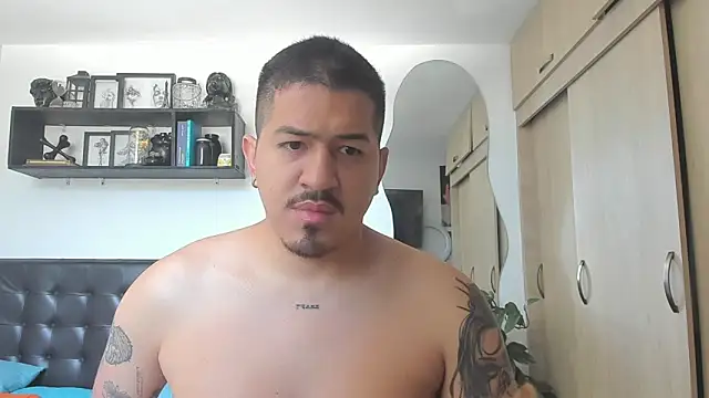 Arnolwilliams online show from 09-15-25, 04:29